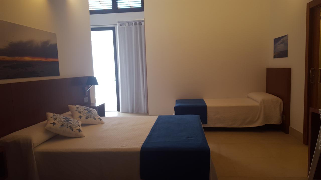 Hotel Isla Plana Табарка Екстер'єр фото